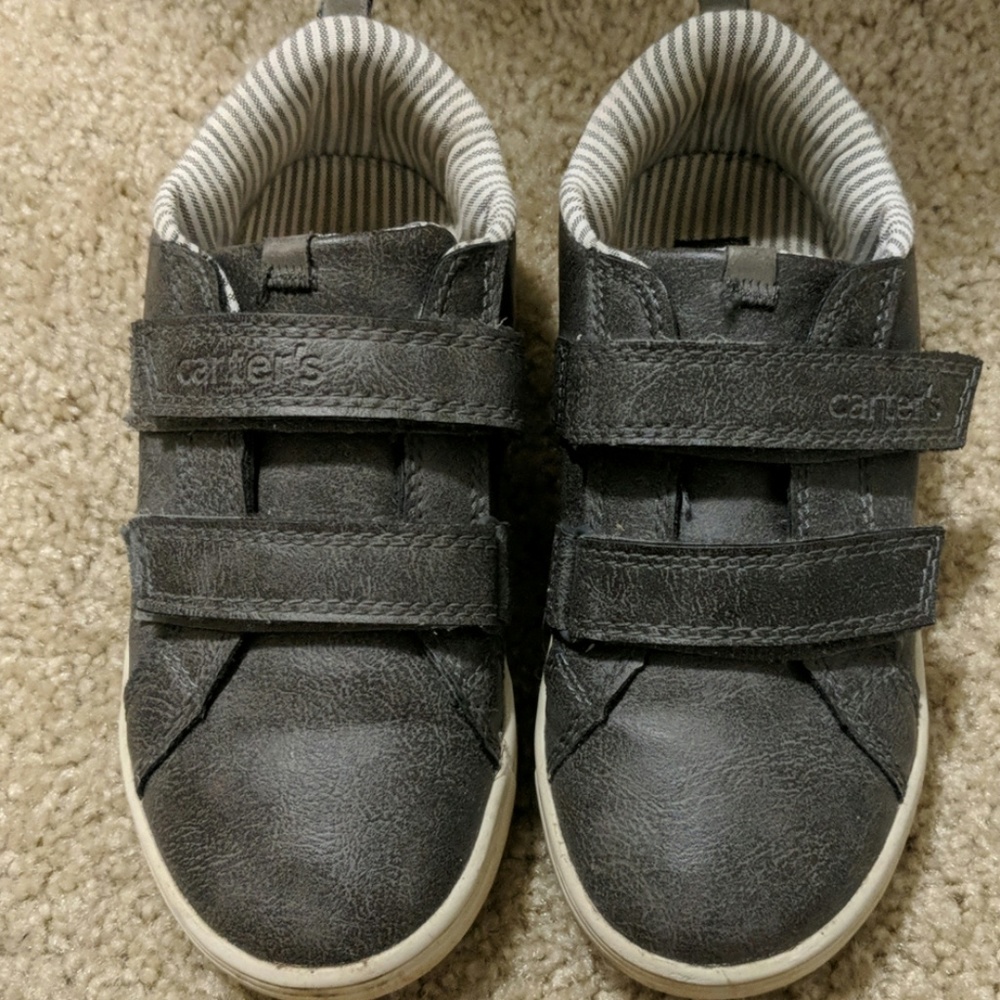 Carter's Boys shoes size 13